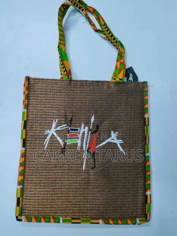 African Handbag Designer - thumbnail 13