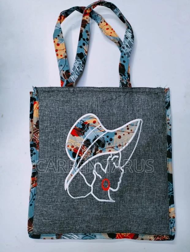 African Handbag Designer - thumbnail 20