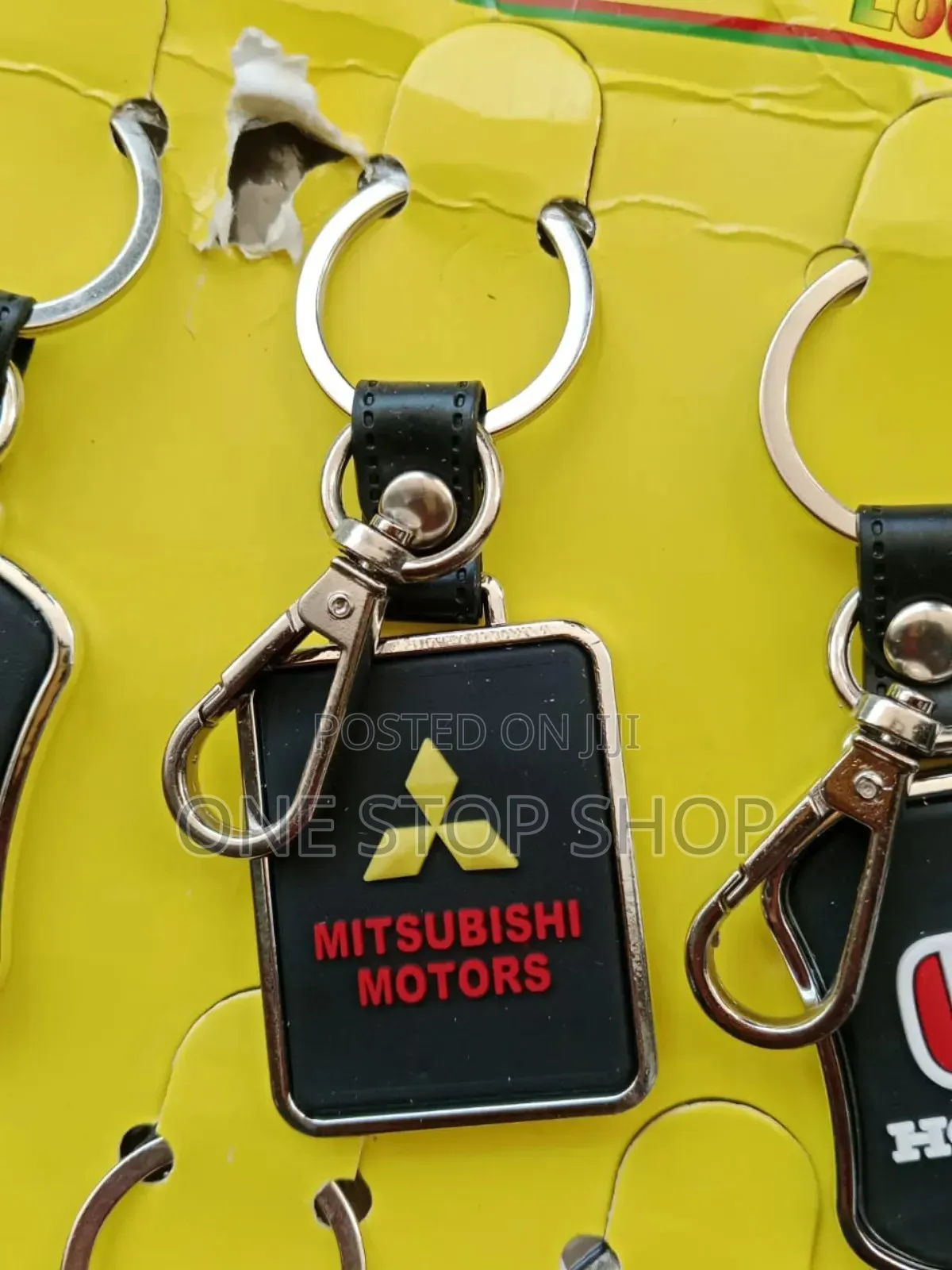 Mitsubishi Car Logo Key Holder Chain