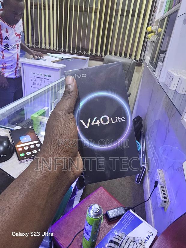 New Vivo V40 Lite 256 GB Black - thumbnail 2