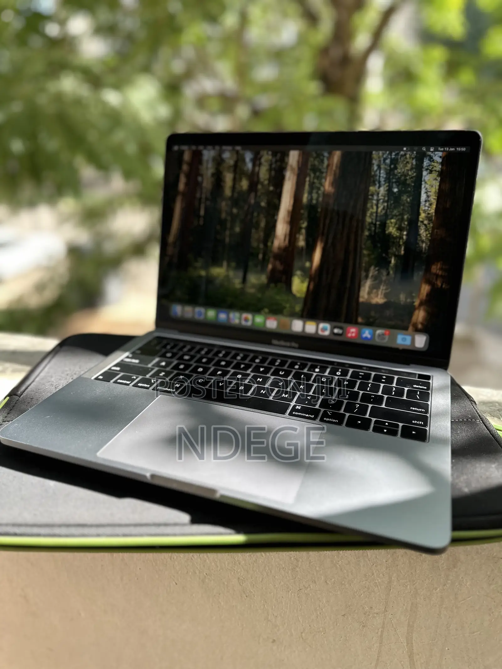 Laptop Apple MacBook Pro 16GB Intel Core i7 SSD 500GB