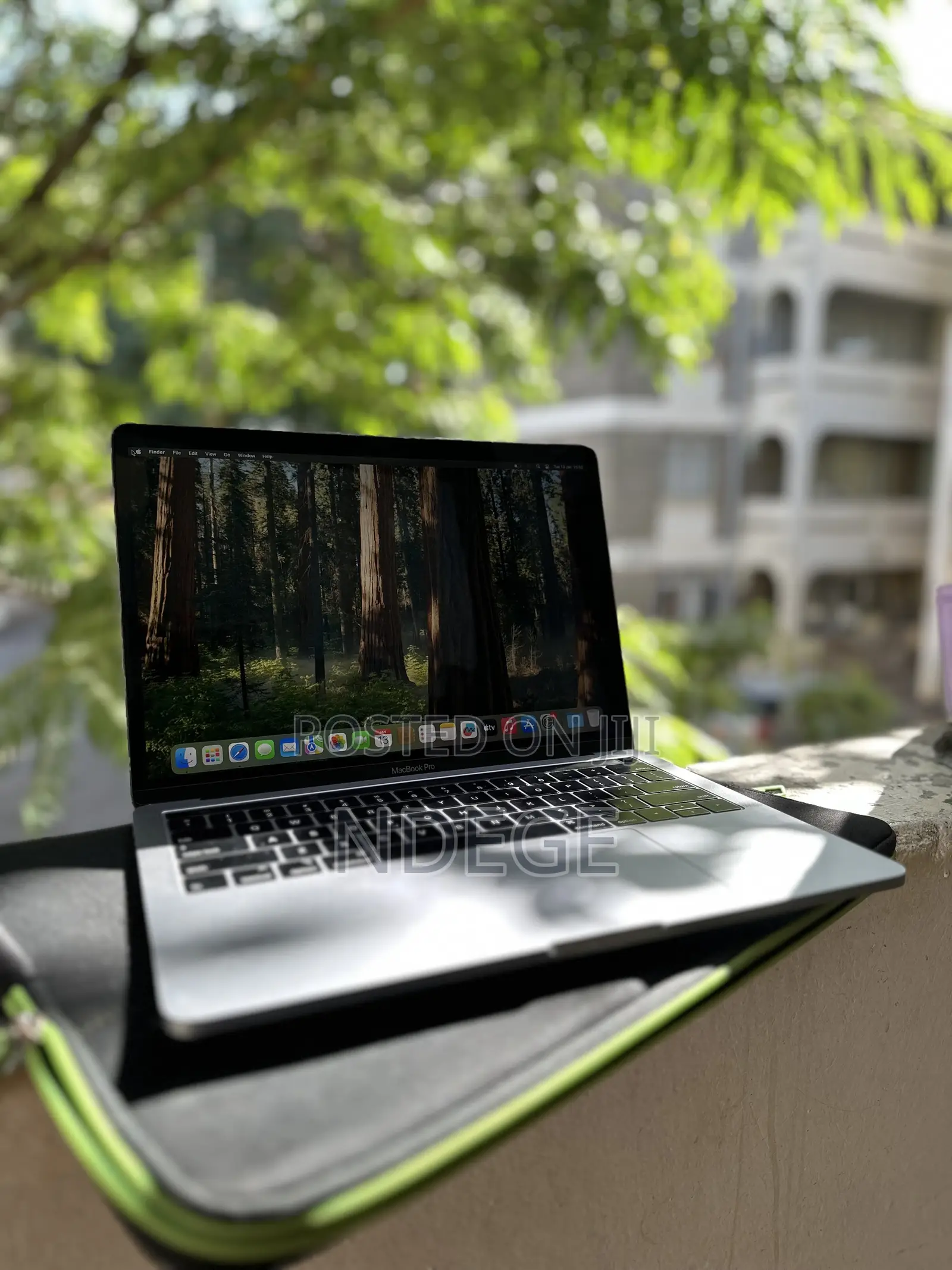 Laptop Apple MacBook Pro 16GB Intel Core i7 SSD 500GB