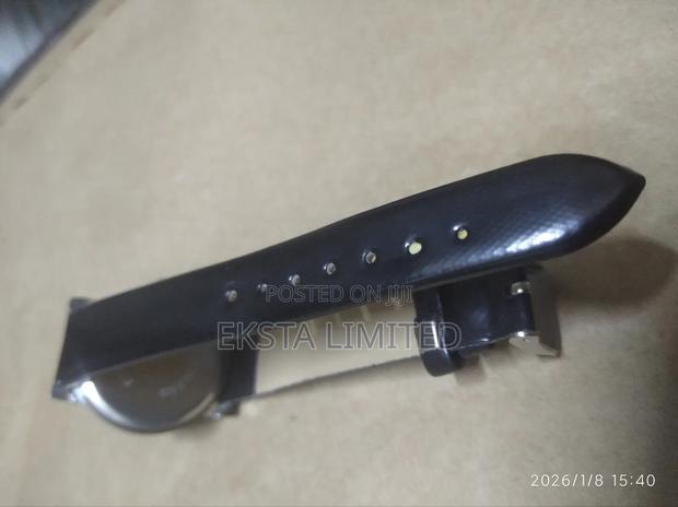 Classy Generic Web Watch for Men and Women - thumbnail 3