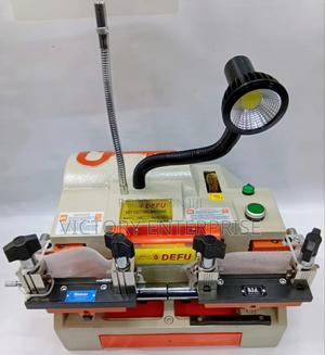 Key Cutting Machine - main view