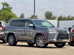 Lexus LX 570 AWD 2019 Silver
