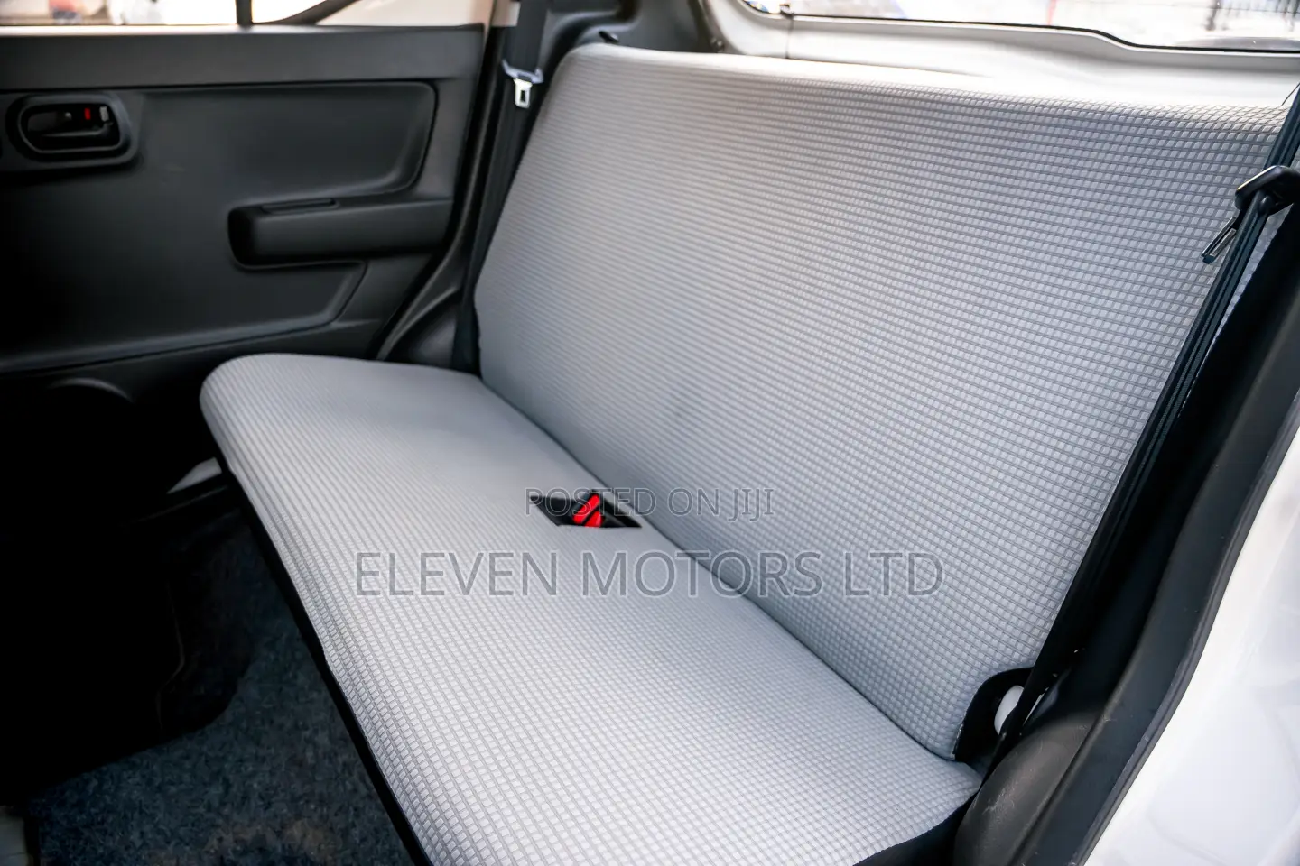 Suzuki Alto 2018 White