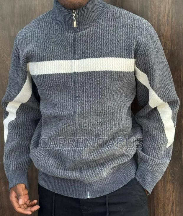 Warm Classy Sweater - thumbnail 3