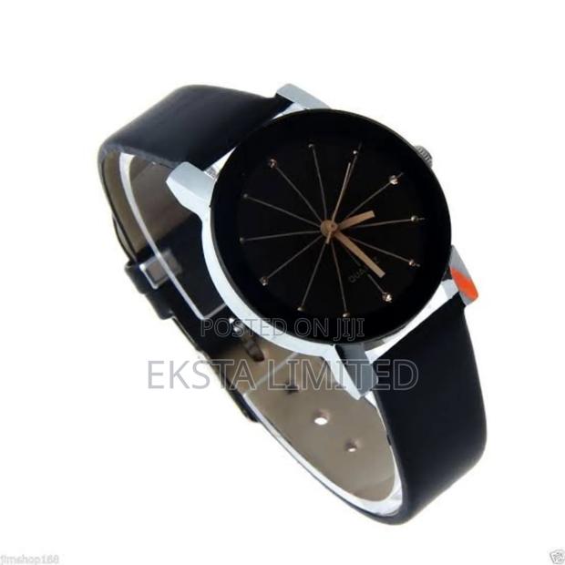 Classy Generic Web Watch for Men and Women - thumbnail 4