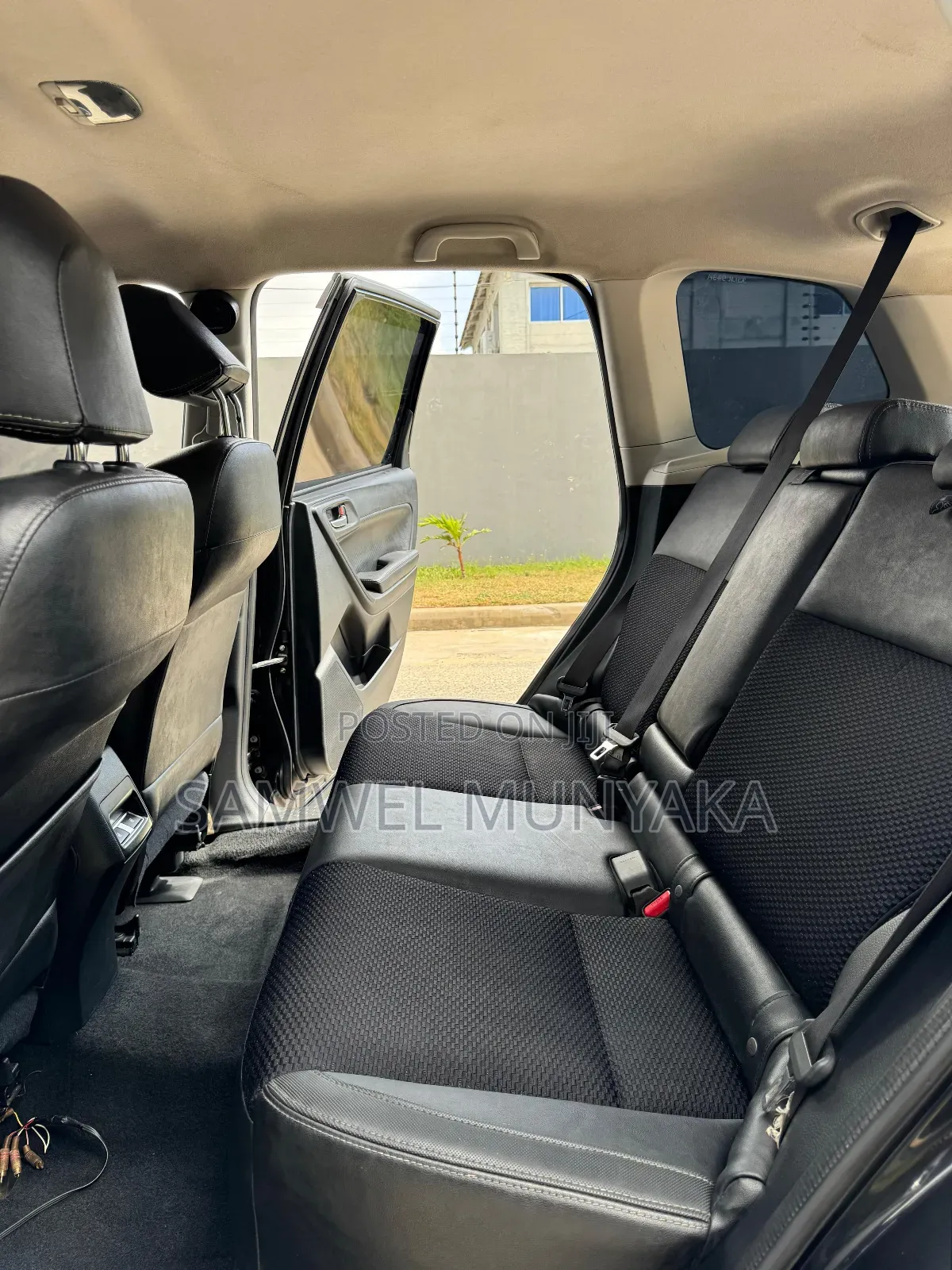 Subaru Forester 2.0XT Premium AWD 2017 Black
