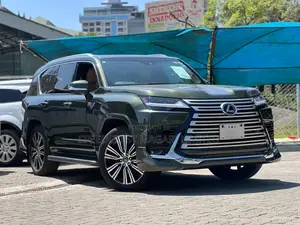 Lexus LX 2024 Green