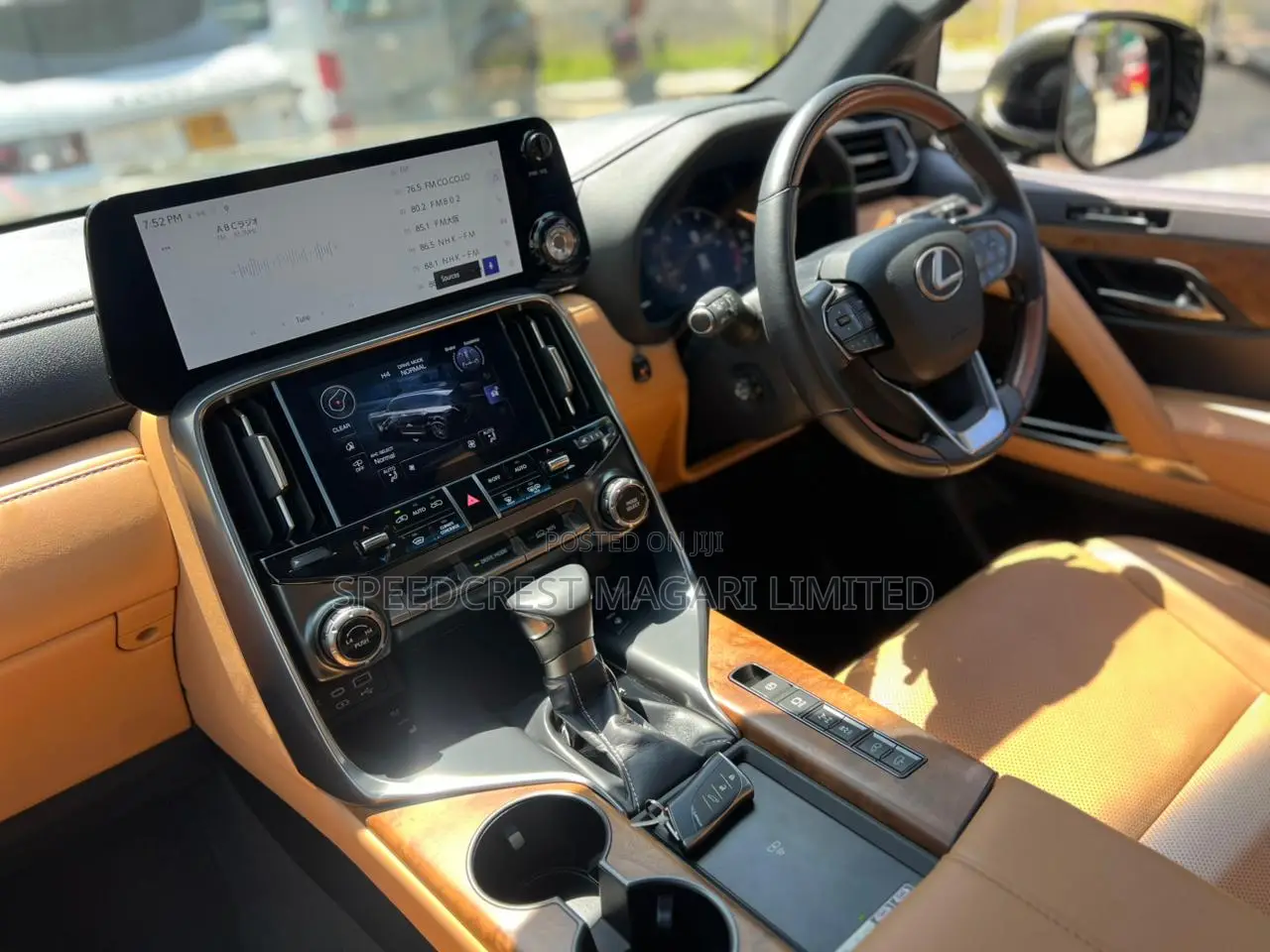 Lexus LX 2024 Green