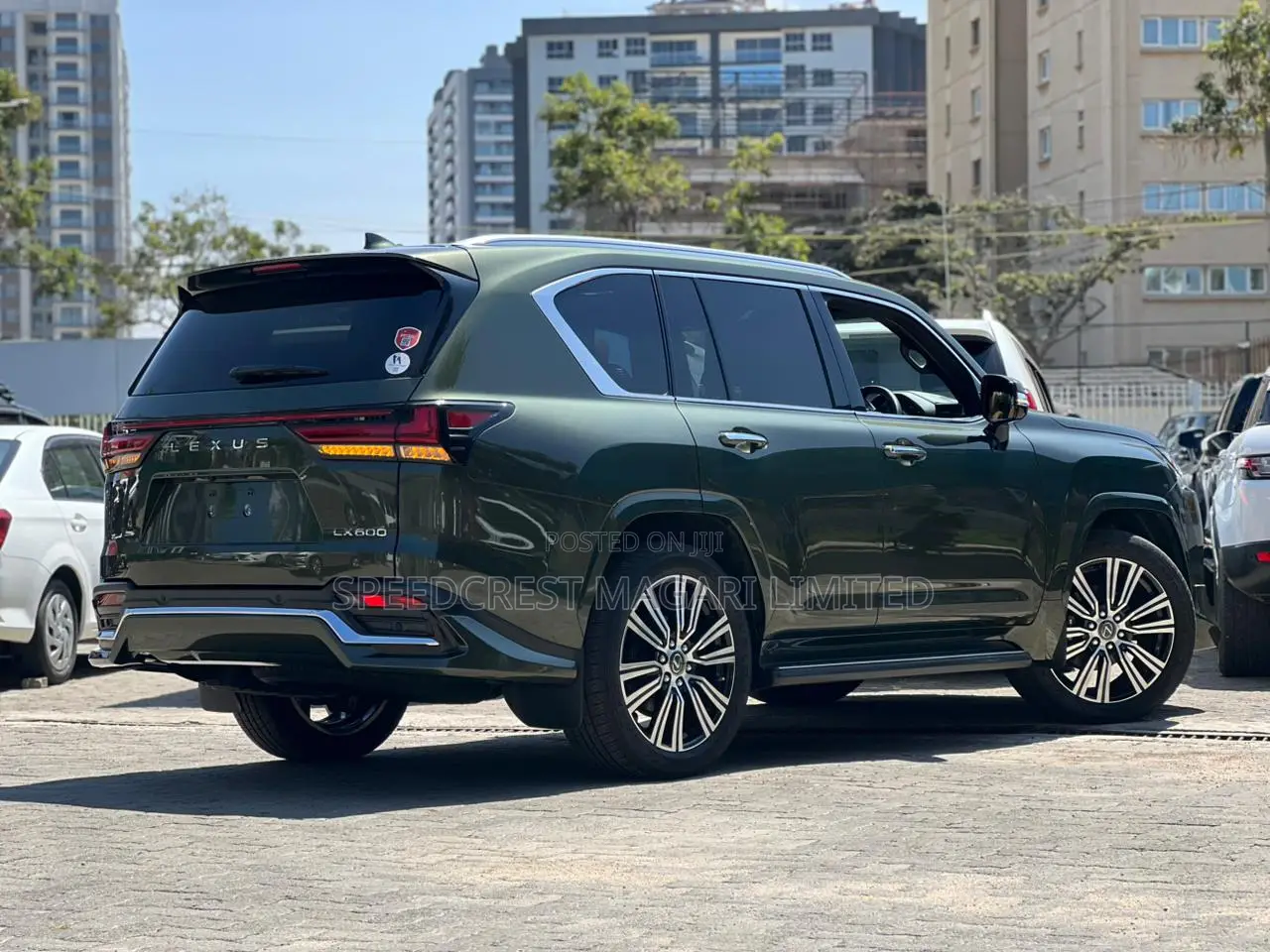 Lexus LX 2024 Green