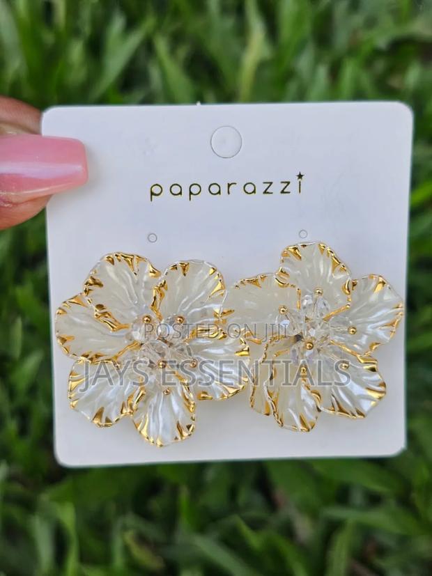 Classy Everyday Earrings - thumbnail 10