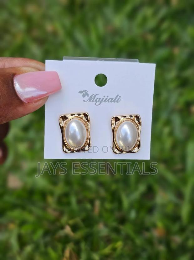 Classy Everyday Earrings - thumbnail 13