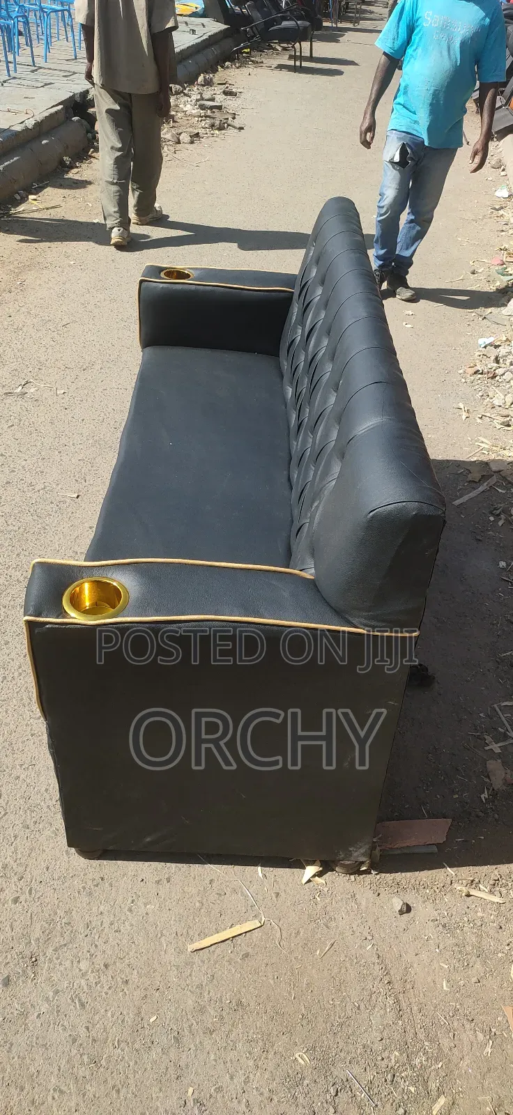 5ft Waiting Bench