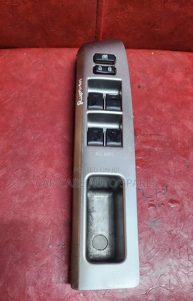 Main Switch Toyota Corolla Rumion 2013 - main view