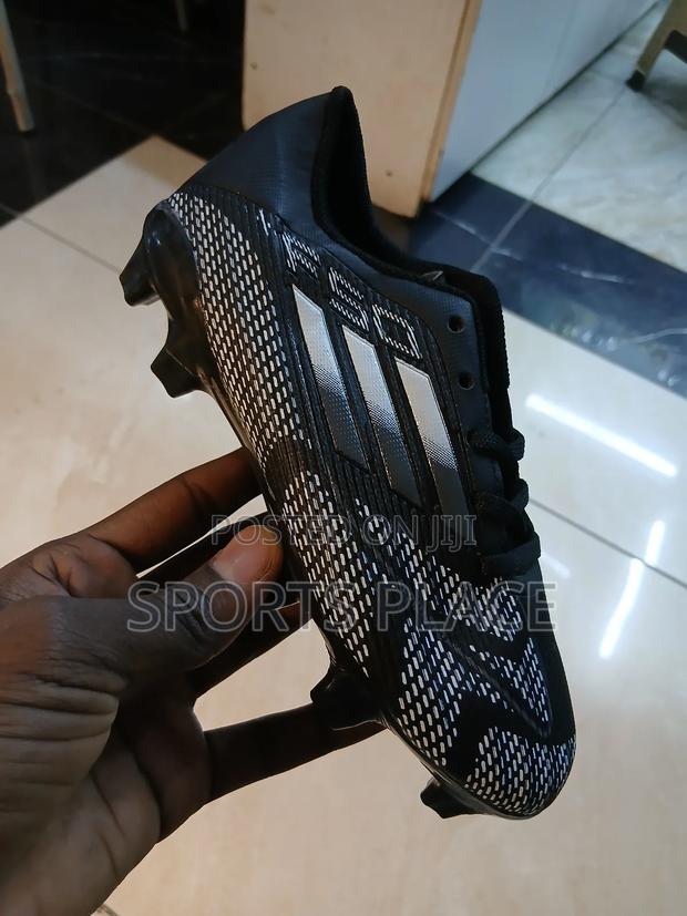 F50 Boots for Kids - Soccer Shoes