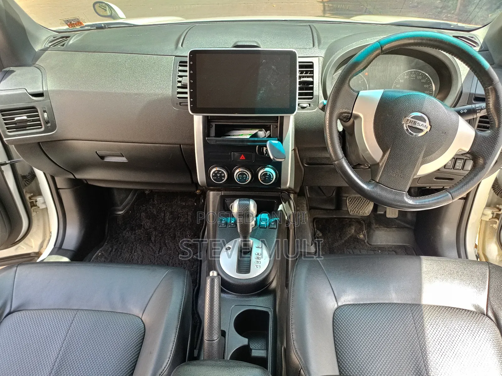 Nissan X-Trail 2.0 Petrol XE 2012 White