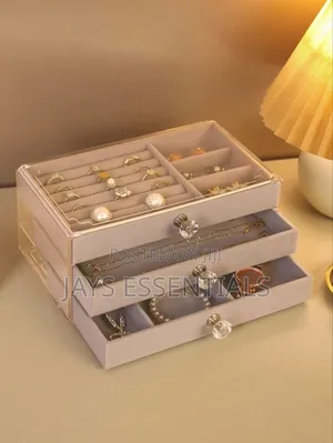 Classy 3 Tier Jewelry Organizers