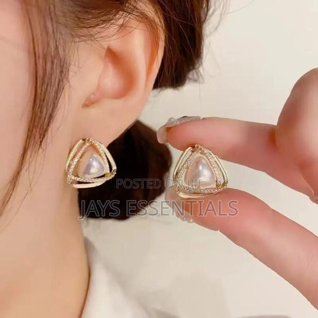 Classy Everyday Earrings - thumbnail 18