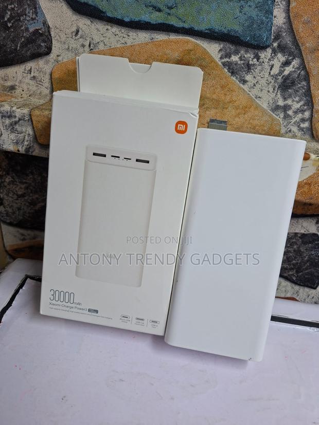 Xiaomi 30000mah Power Bank Charge 3 Devices At Once