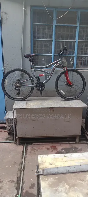 Ex Uk Size 26 Cross Aluminum MTB Bike,Disc Brakes Hollow Tech2 Crank