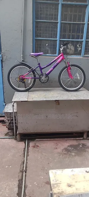 Ex Uk Size 20 MTB for 6-7 Yr Old