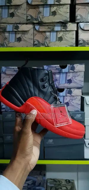 Jordan 12 Black/Red