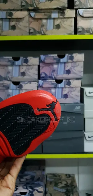 Jordan 12 Black/Red