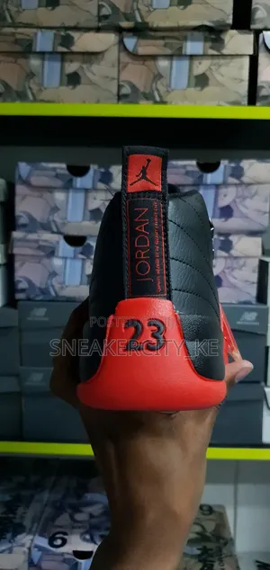 Jordan 12 Black/Red