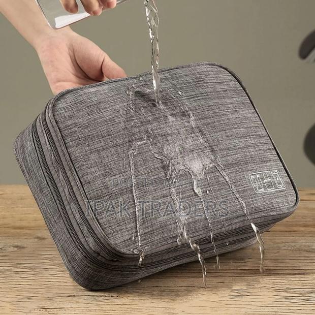 *Large Capacity Storage Bag /Cable Organizer Electronics Organizer - main view