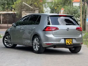 Volkswagen Golf 2017 Gray