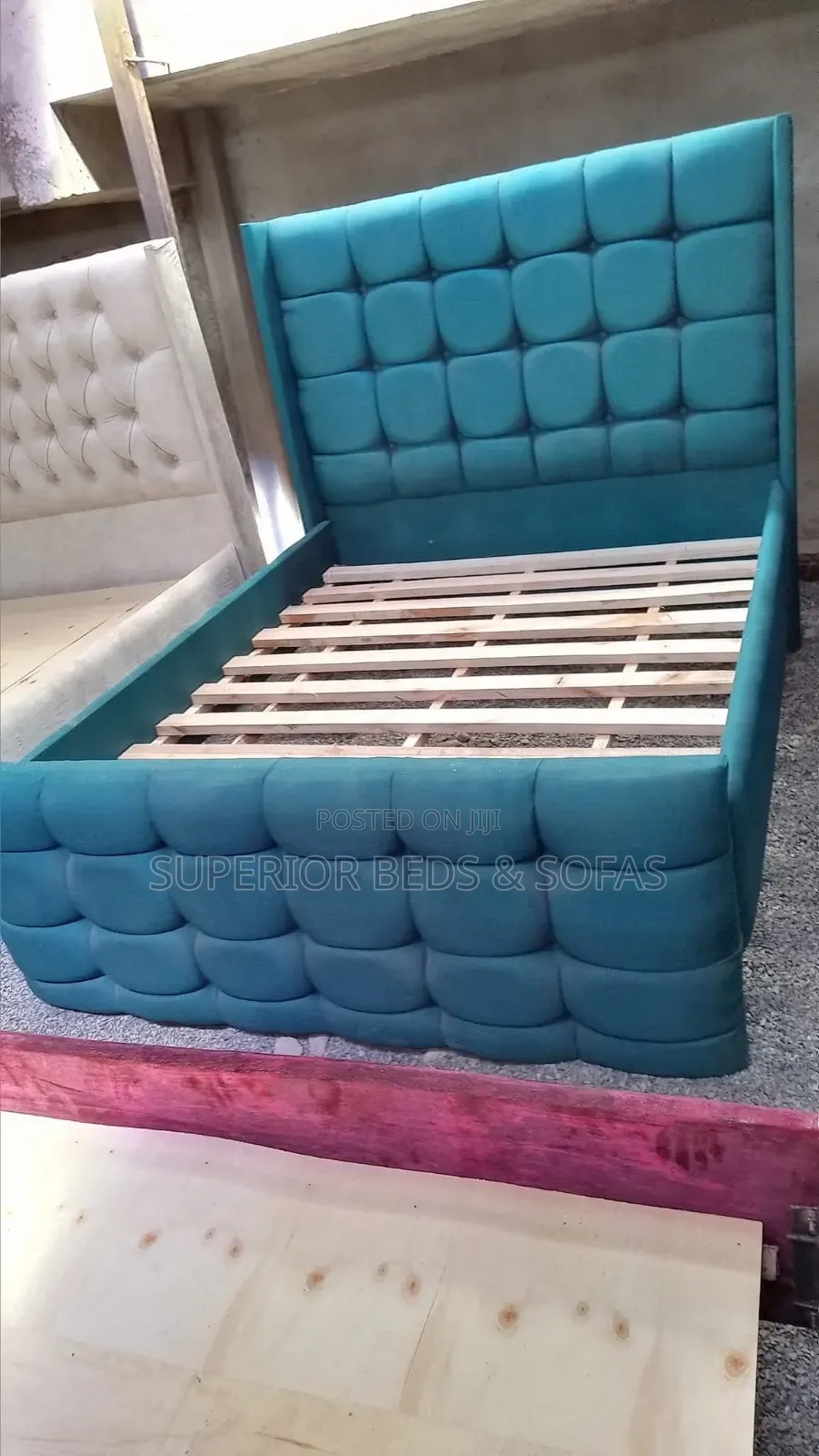 Tufted Upholstered Bed Frame