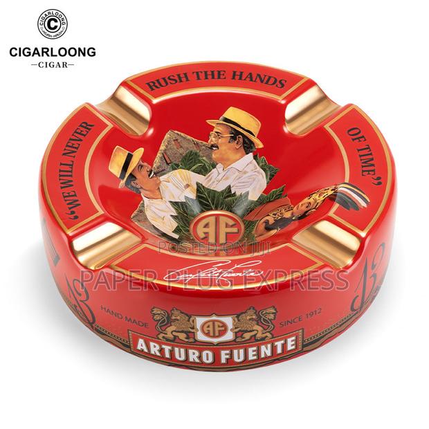 Arturo 'Special Edition' Ceramic Cigars Ashtray - main view