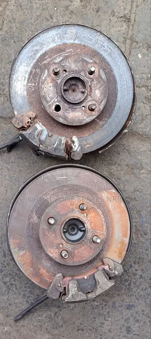 2-Rear Wheel Hubs Complete Disk Type Toyota Ae100, G-Touring.