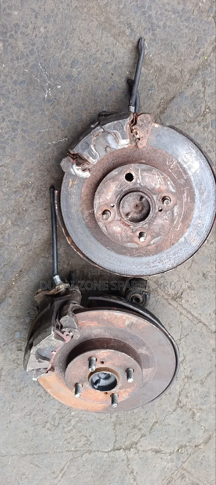 2-Rear Wheel Hubs Complete Disk Type Toyota Ae100, G-Touring.