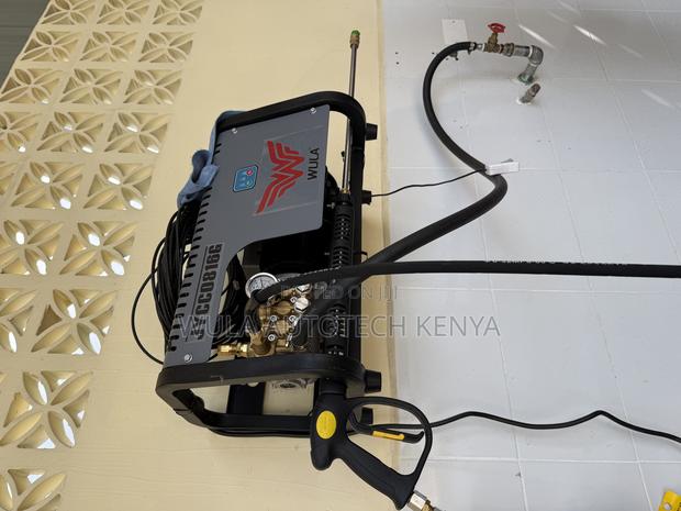 Wula Sunshine Italy High Pressure Car Wash Machine on the Wall