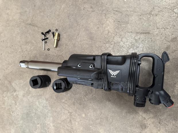 Heavy Duty Impact Wrench One Inch - thumbnail 2