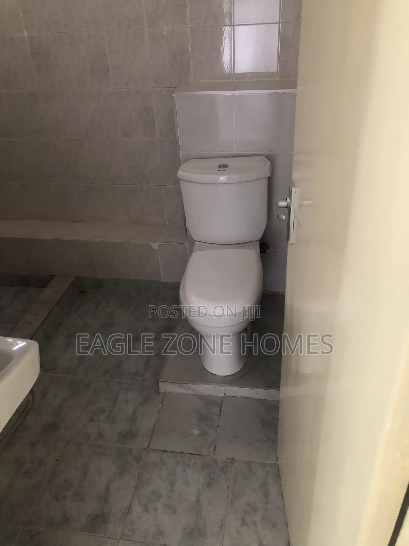 4bdrm Maisonette in Rhapta Road for rent