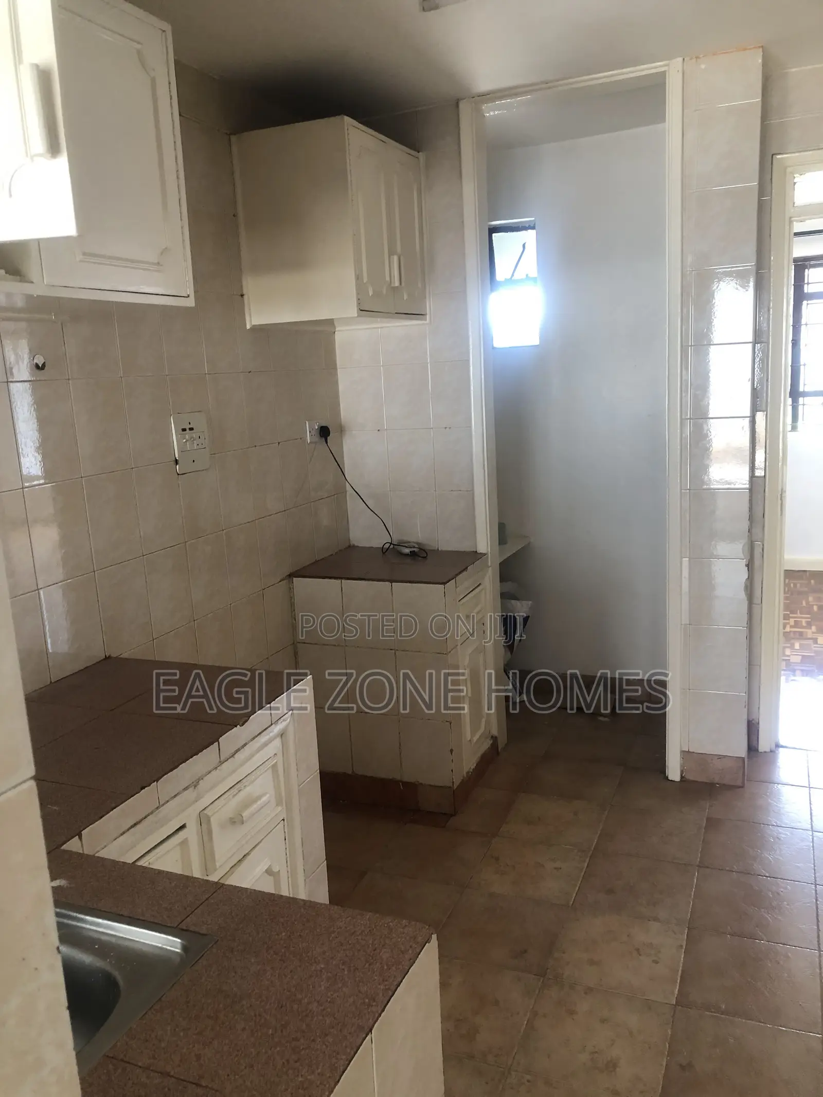 4bdrm Maisonette in Rhapta Road for rent