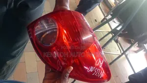 Nissan Advance 2015 Tail Lights