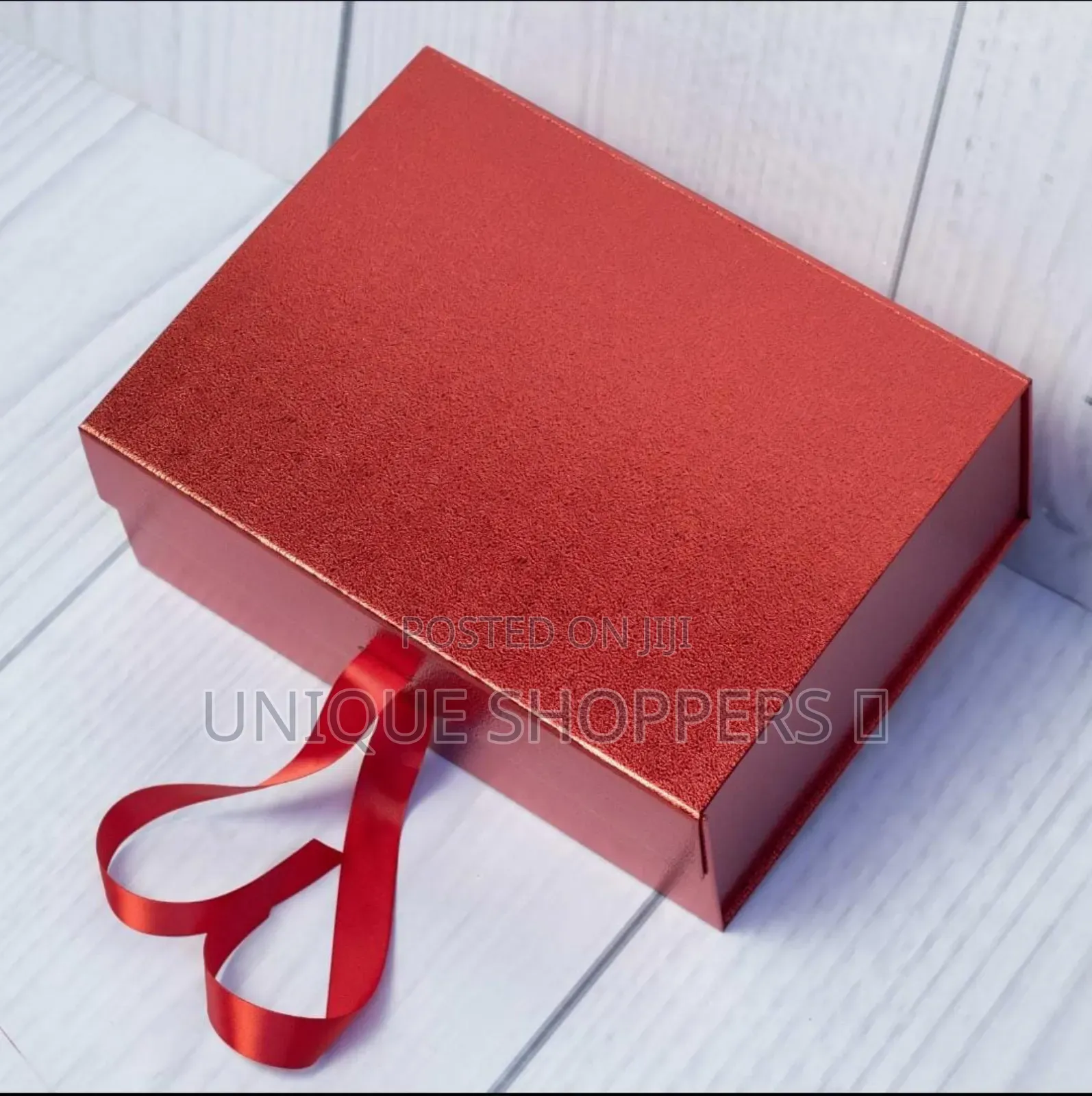 Magnetic Ribbon Luxurious Gift Box*