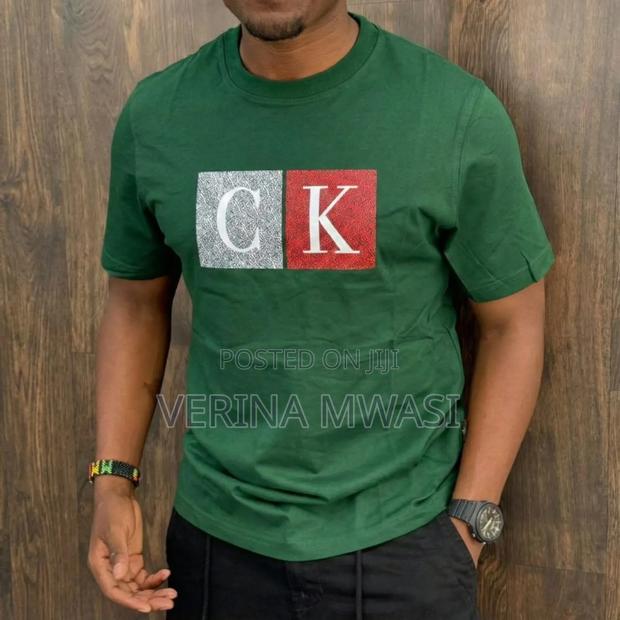 Round Neck T.Shirt - thumbnail 3
