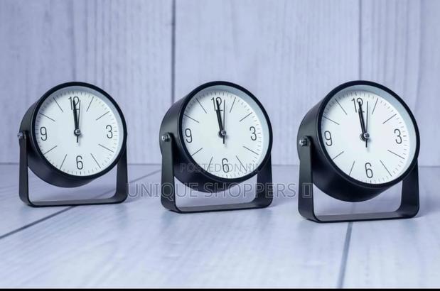 Stand Metallic Table Alarm Clock* - thumbnail 3
