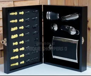 Quality Gift Set With Chess and Hip Flask W