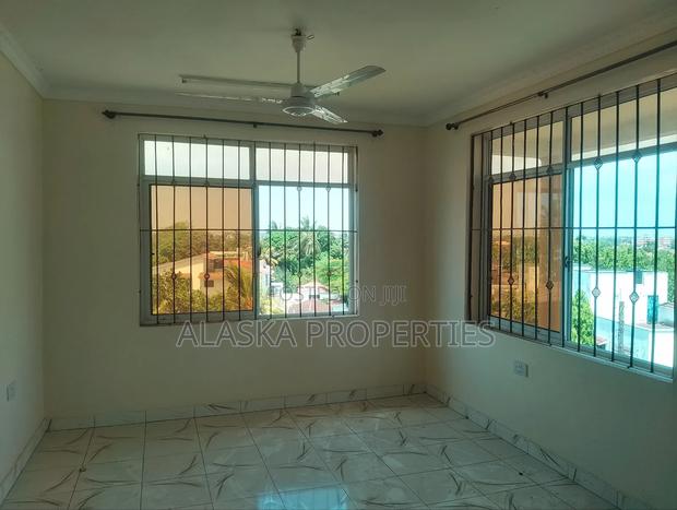 3bdrm Apartment in Nyali Estate for rent