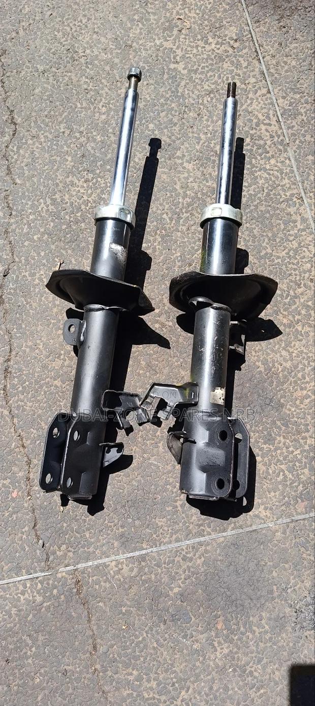 Nissan Wing Road Y12 Front Shocks. - thumbnail 4