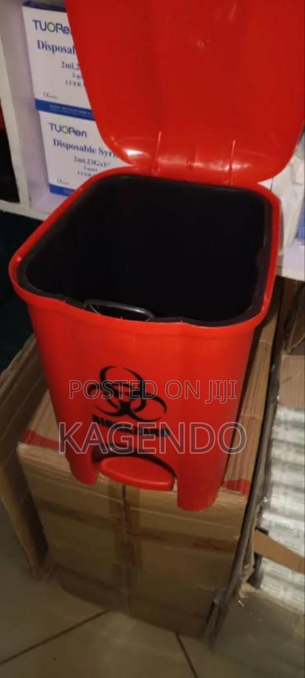Red Pedal Bin 18 Litres – Hospital Clinical Use