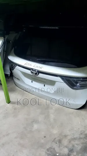Toyota Harrier 2016 Electric Tailgate/Boot Complete.