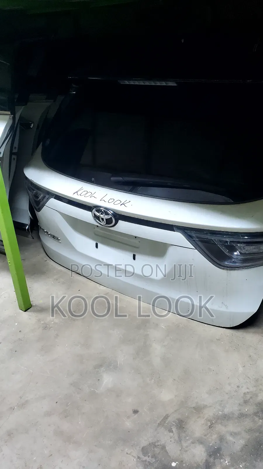 Toyota Harrier 2016 Electric Tailgate/Boot Complete.